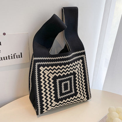 Retro Pattern Knitted Handbag CZ Basics