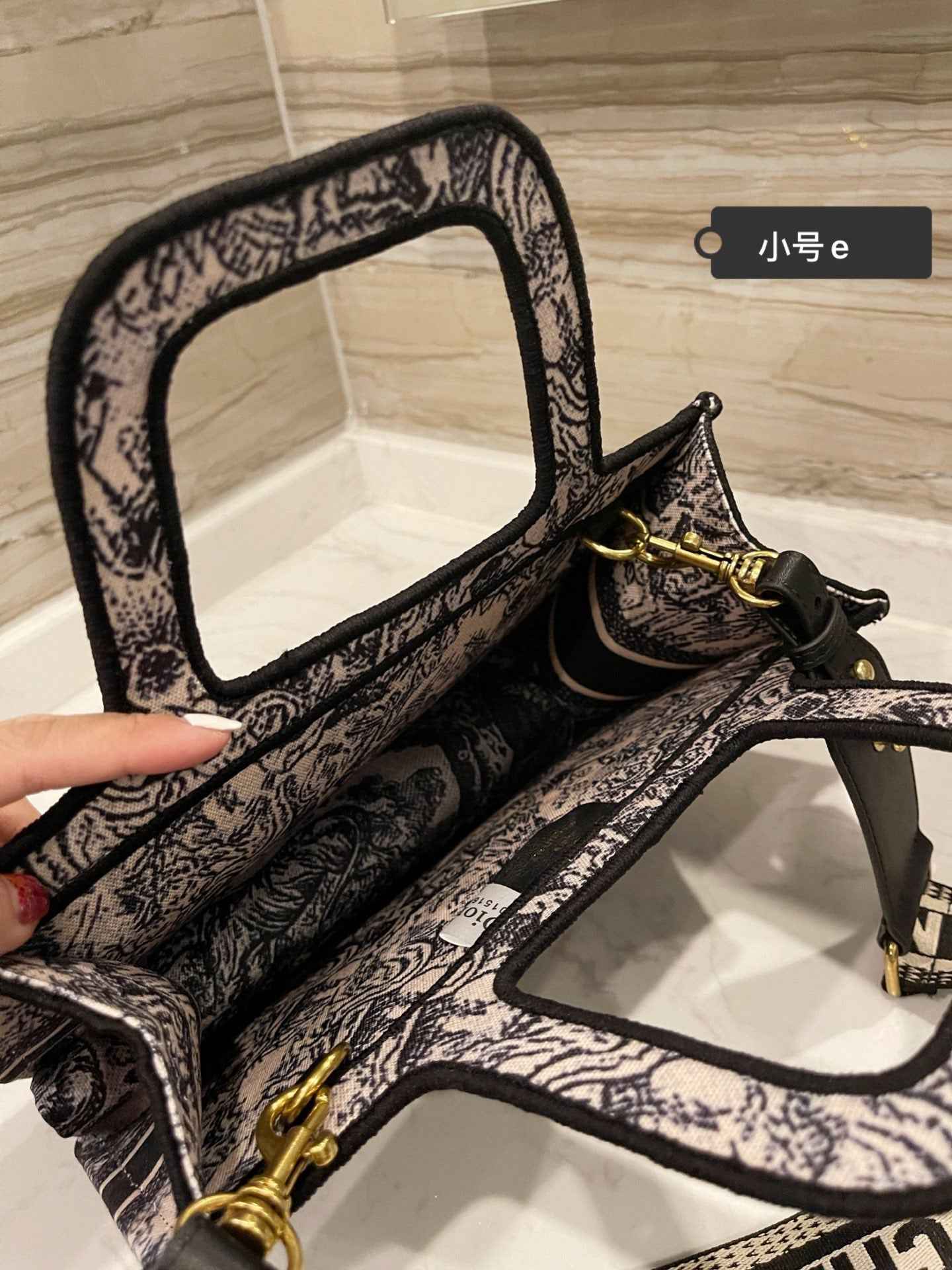 VL - Luxury Edition Bags DIR 197