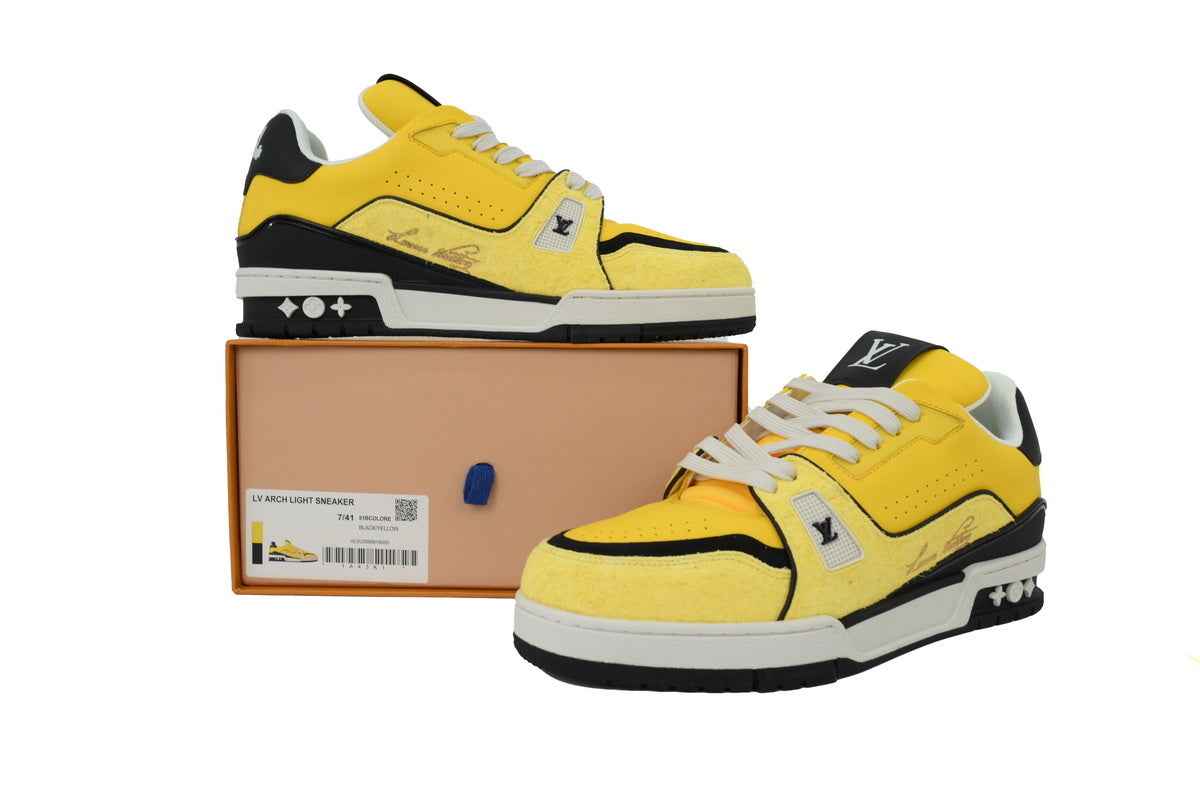 Monogram LV Arch Light Sneaker