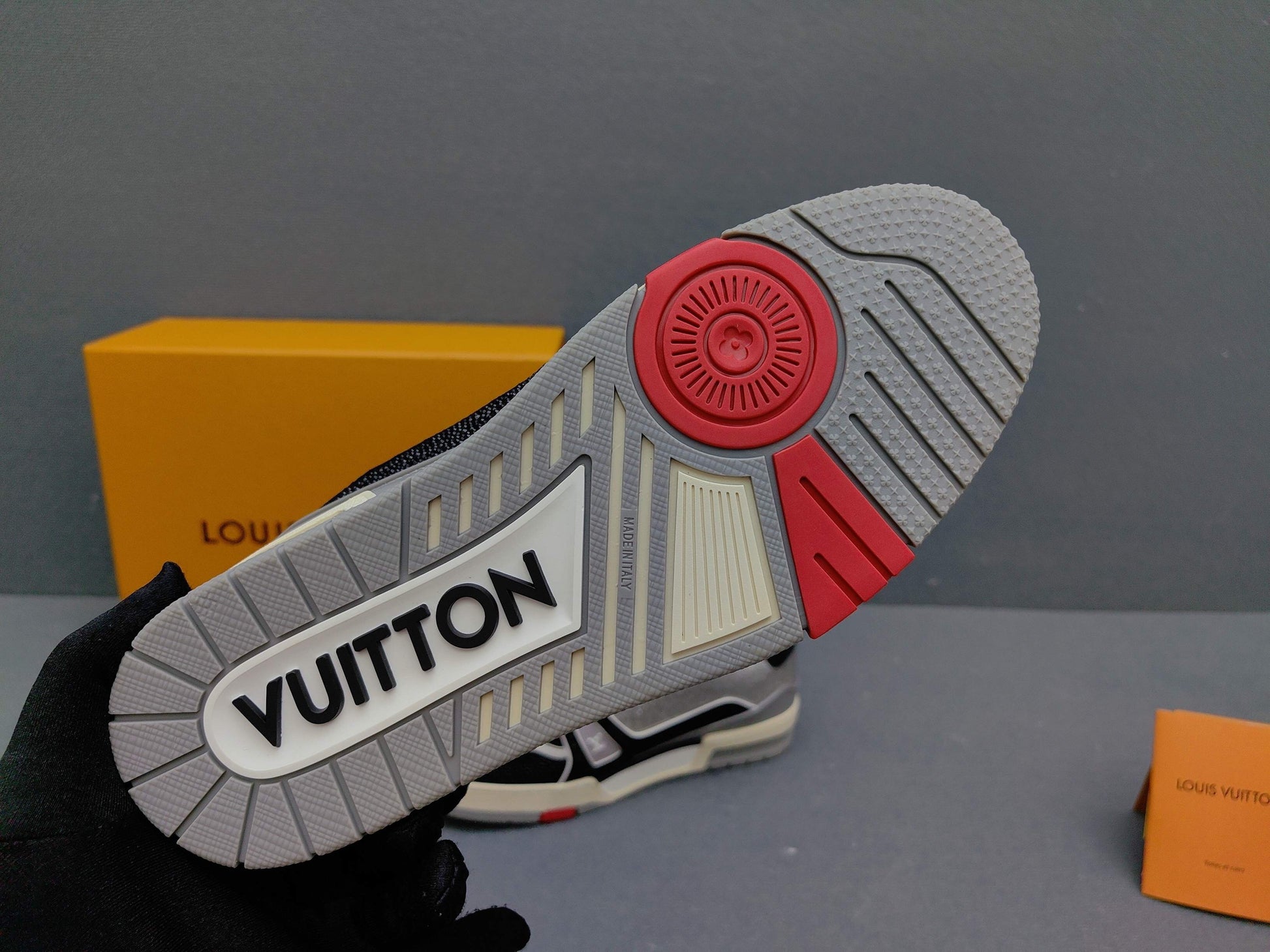 Virgil Abloh x LV Monogram Sneakers AS00400-03 air force 1 low