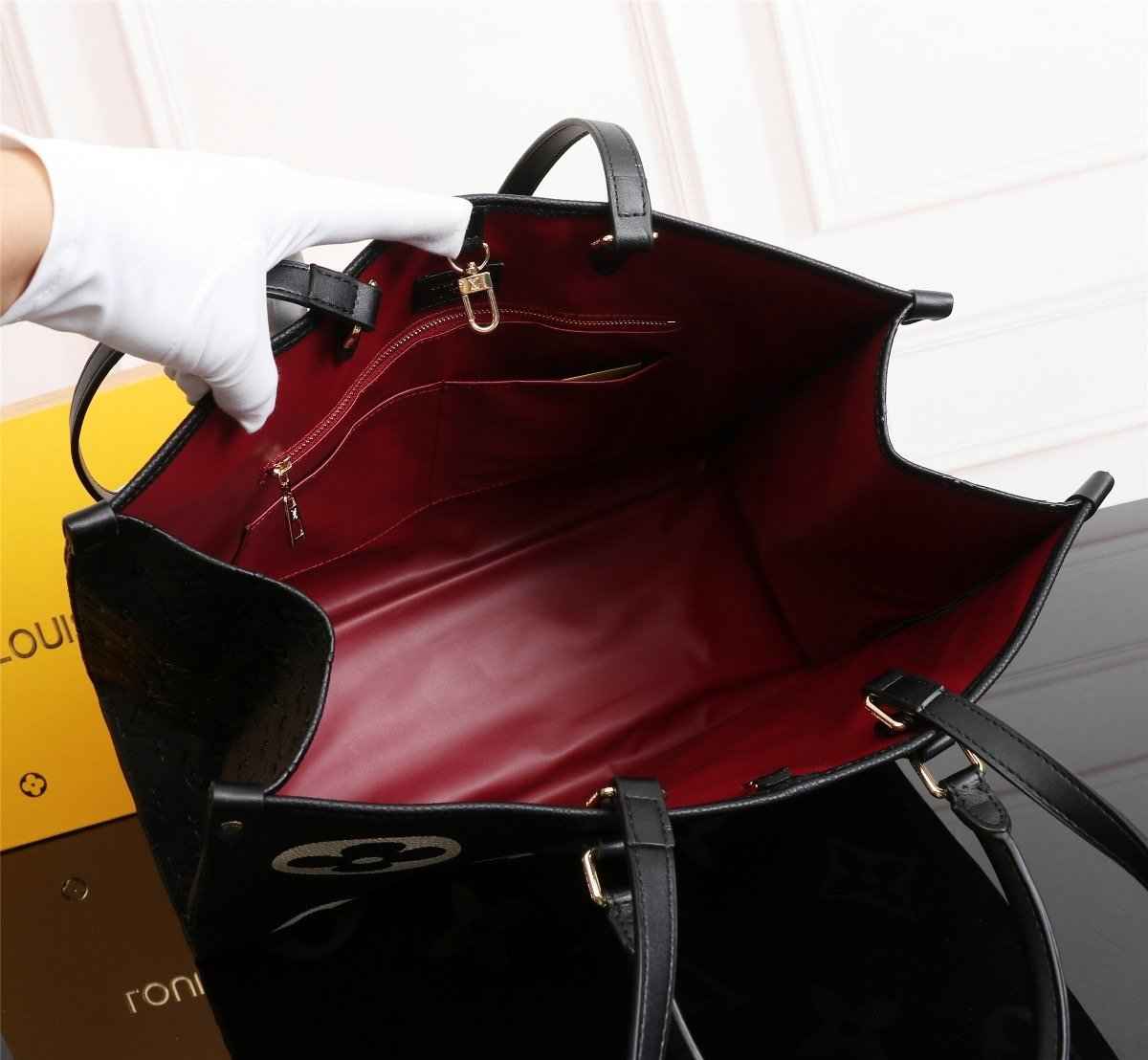 VL - Luxury Edition Monogram Bags LUV 034