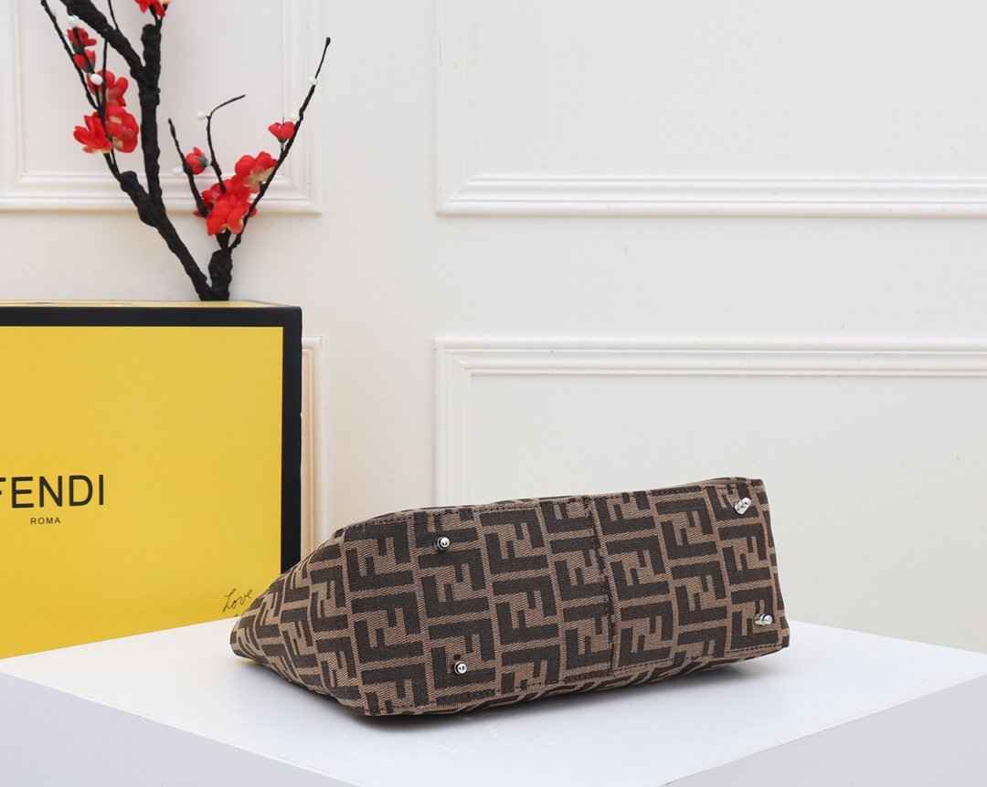 VL - Luxury Edition Bags FEI 102