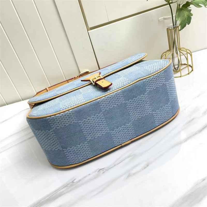 Sneakernational LuVi Paris Bag M40743