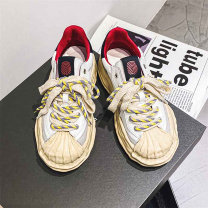 22020 EMA 12 Sneakers