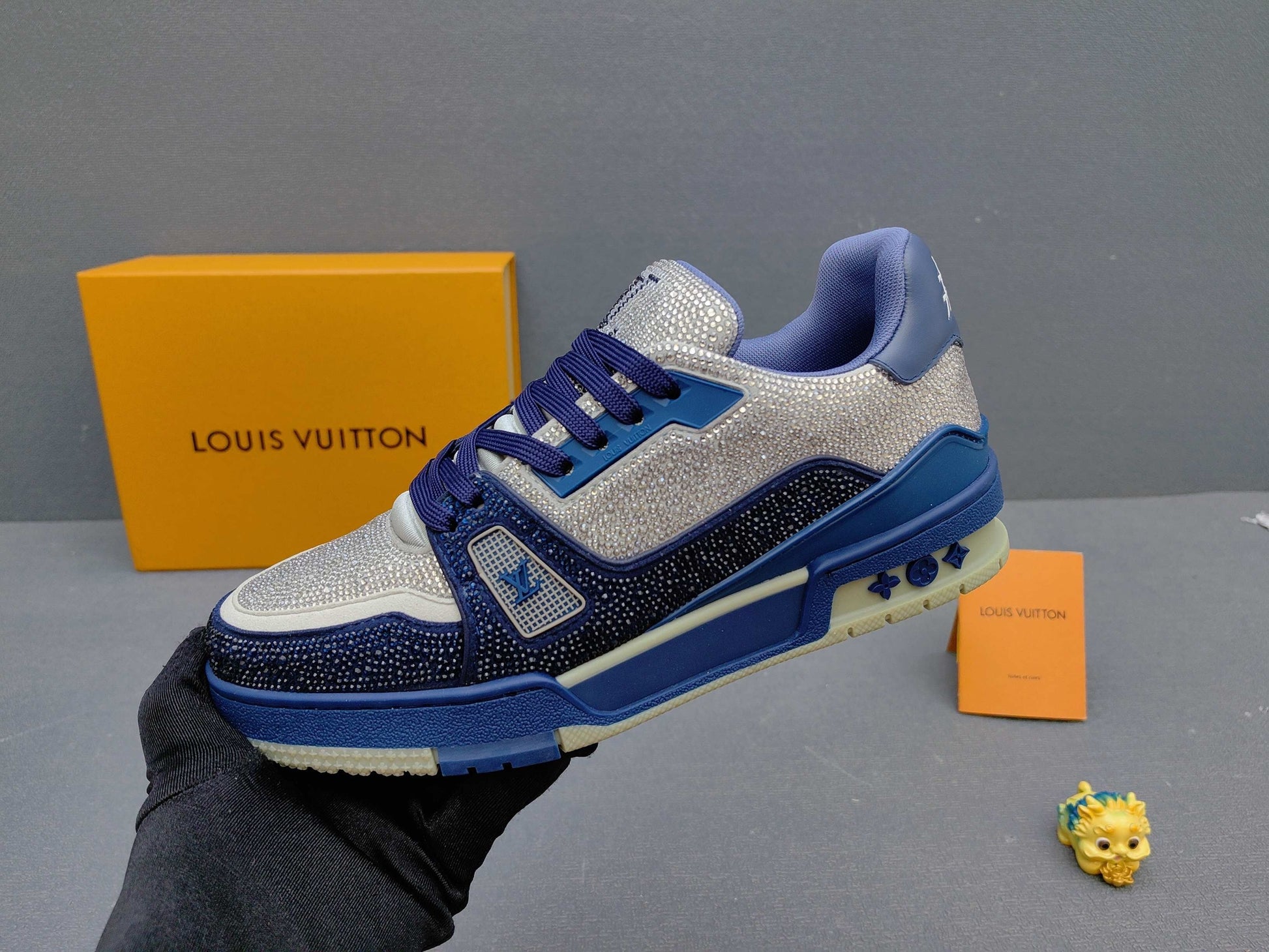 Virgil Abloh x LV Monogram Sneakers AS00400-02 air force 1 low