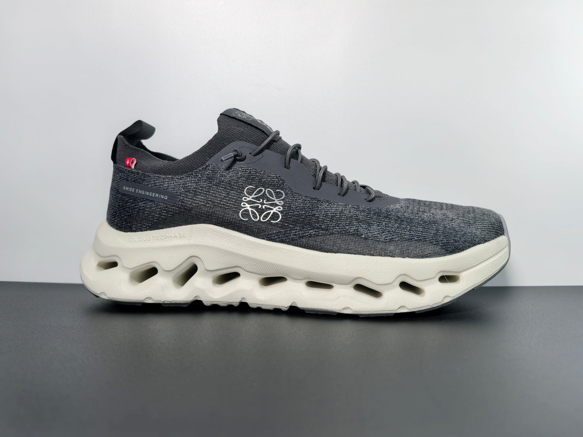 LOEWE x On Cloudtilt loewe
