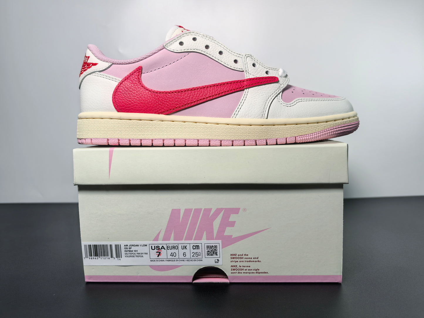 Travis Scott × AJ1 Low "Shy Pink" air jordan