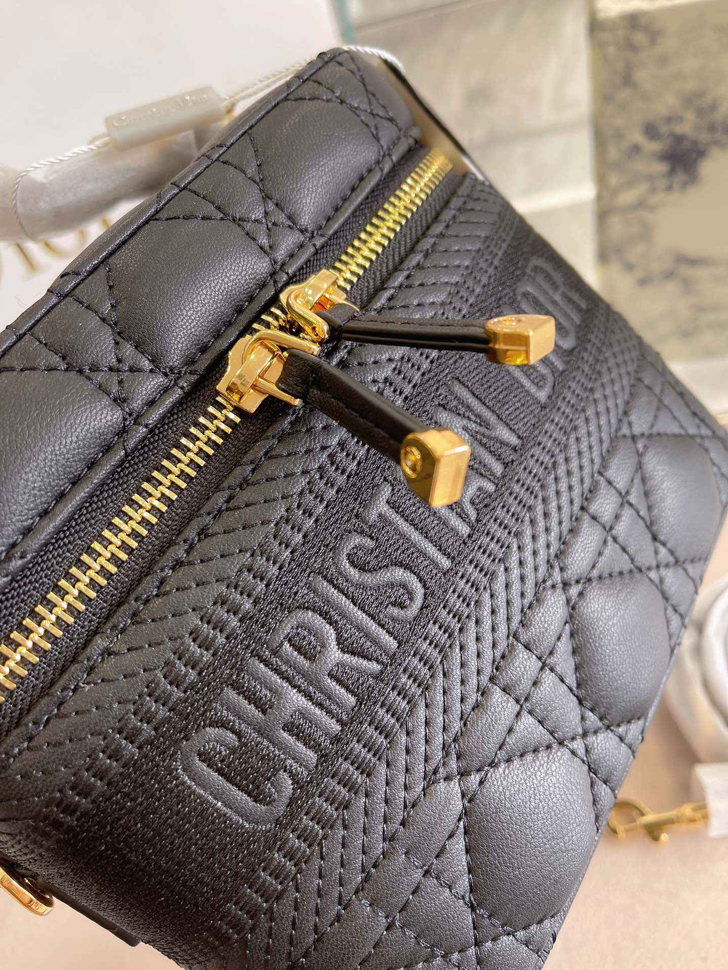 VL - Luxury Edition Bags DIR 215