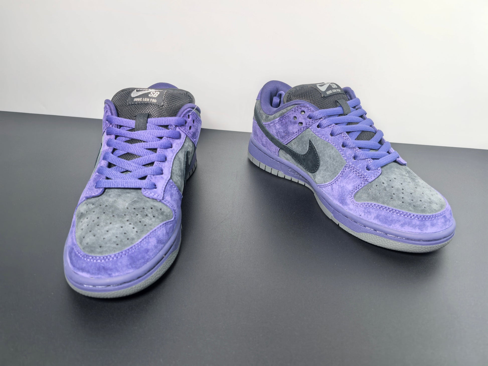 Supreme x Dunk SB LOW PRO OG QS Luxury Urban Wear