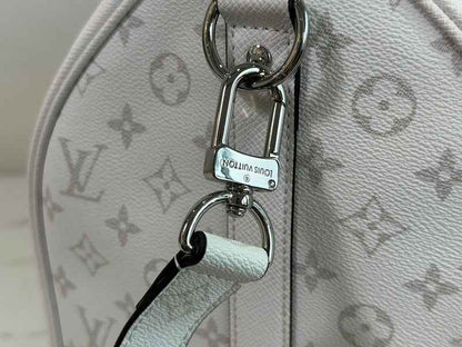 Wolvess - LOV Bags - 411