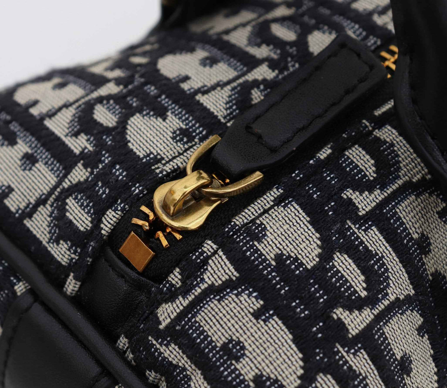 VL - Luxury Edition Bags DIR 127