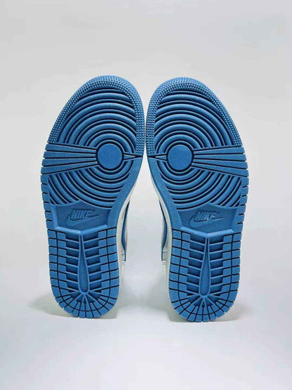 Designer Air Jordan Travis Scott Balenciaga XD1568 105 - Limited Edition Sneakers