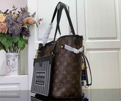 Sneakernational LV Monogram Bag M12061