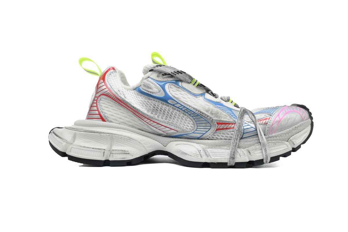 Custom BLCG Silver Sneakers W3XL5