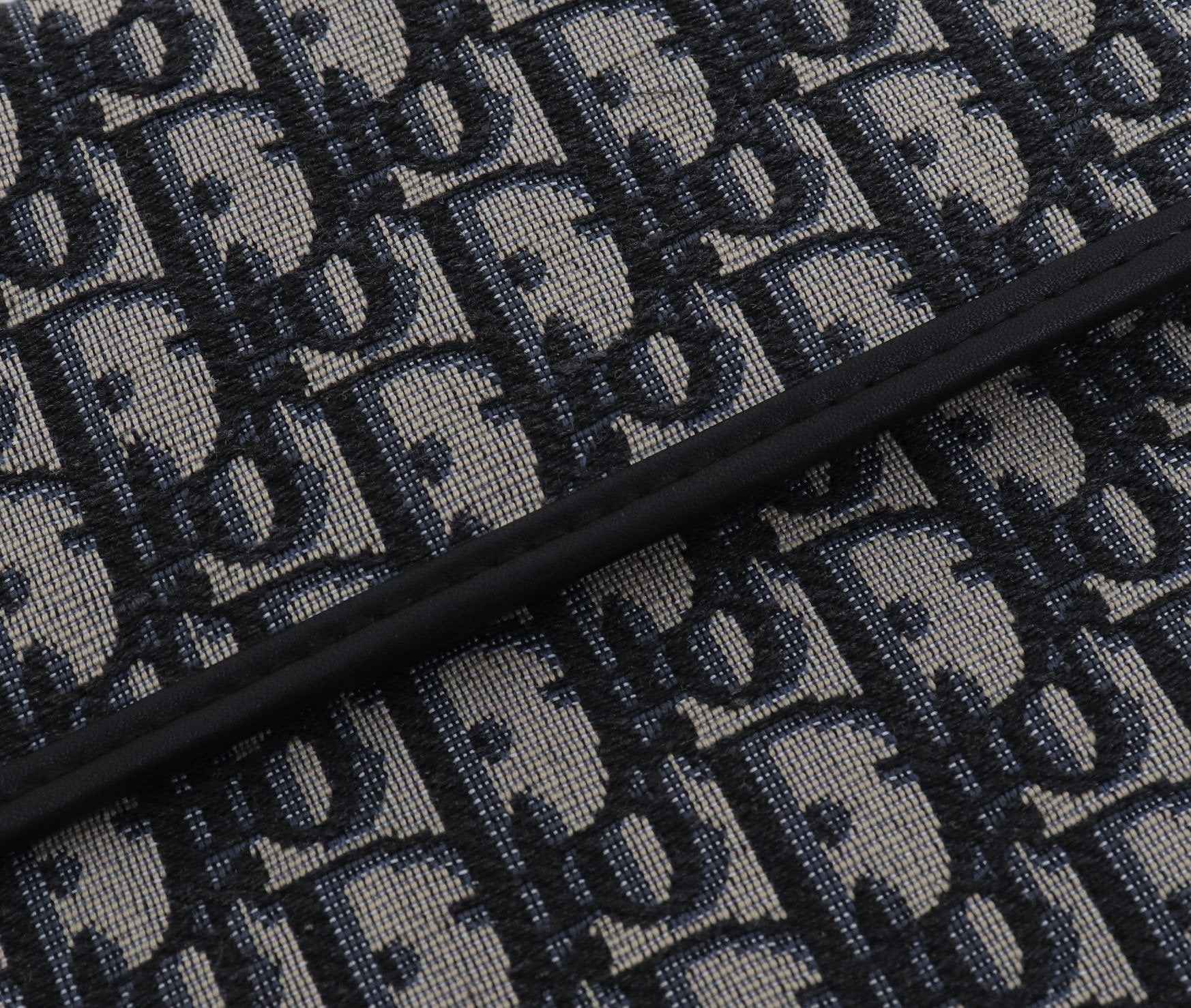 VL - Luxury Edition Bags DIR 166