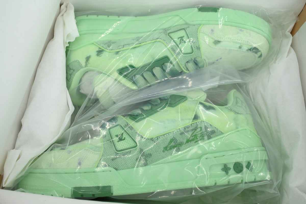 Monogram LV Arch Light Sneaker
