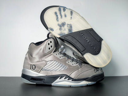 Air Jordan 5 WMNS “Wings”5 Luxury Urban Wear