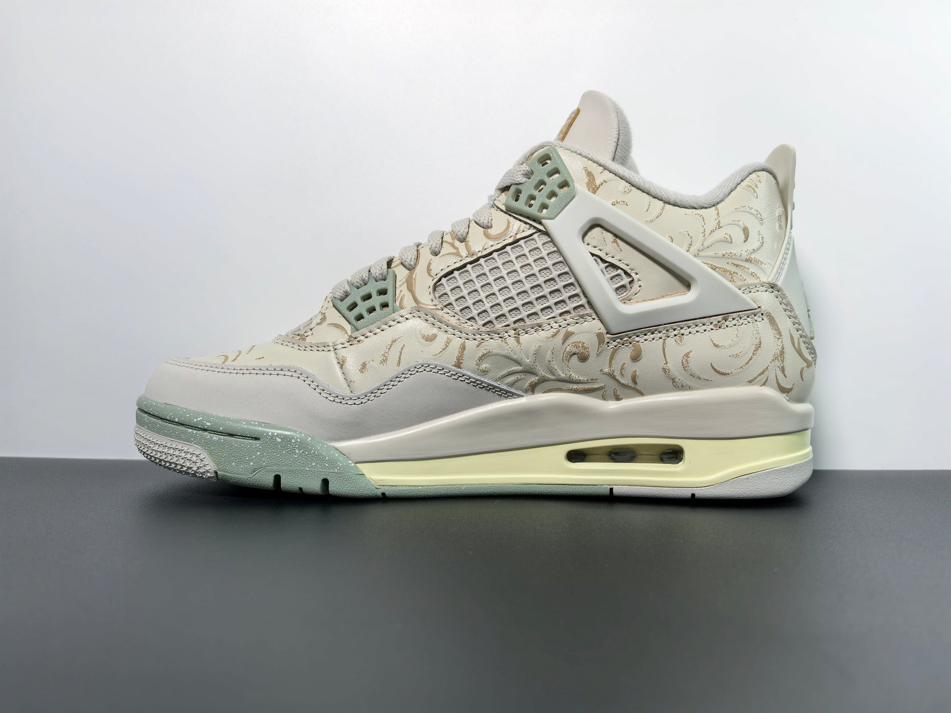Air Jordan 4 Retro SE IM8116-047 Luxury Urban Wear