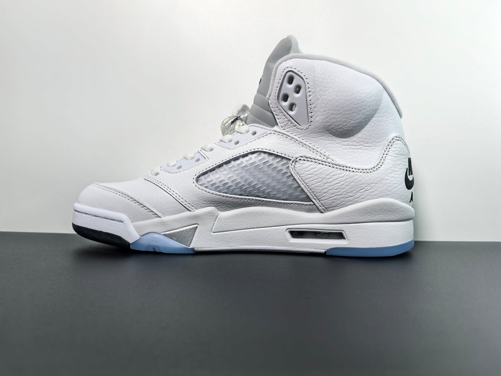 Air Jordan 5 OG White Metallic Luxury Urban Wear