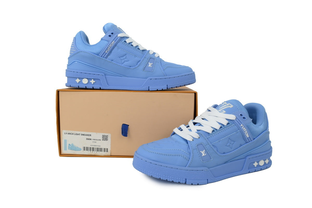 Monogram Louis ARCH Light Sneaker louis vuitton