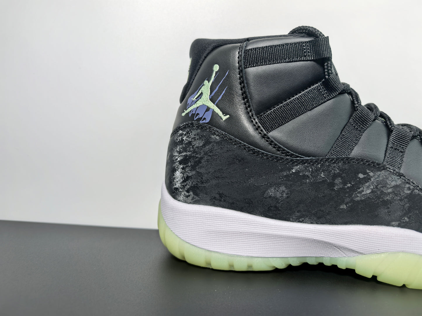 Air Jordan 11 “Sneaker School” air jordan