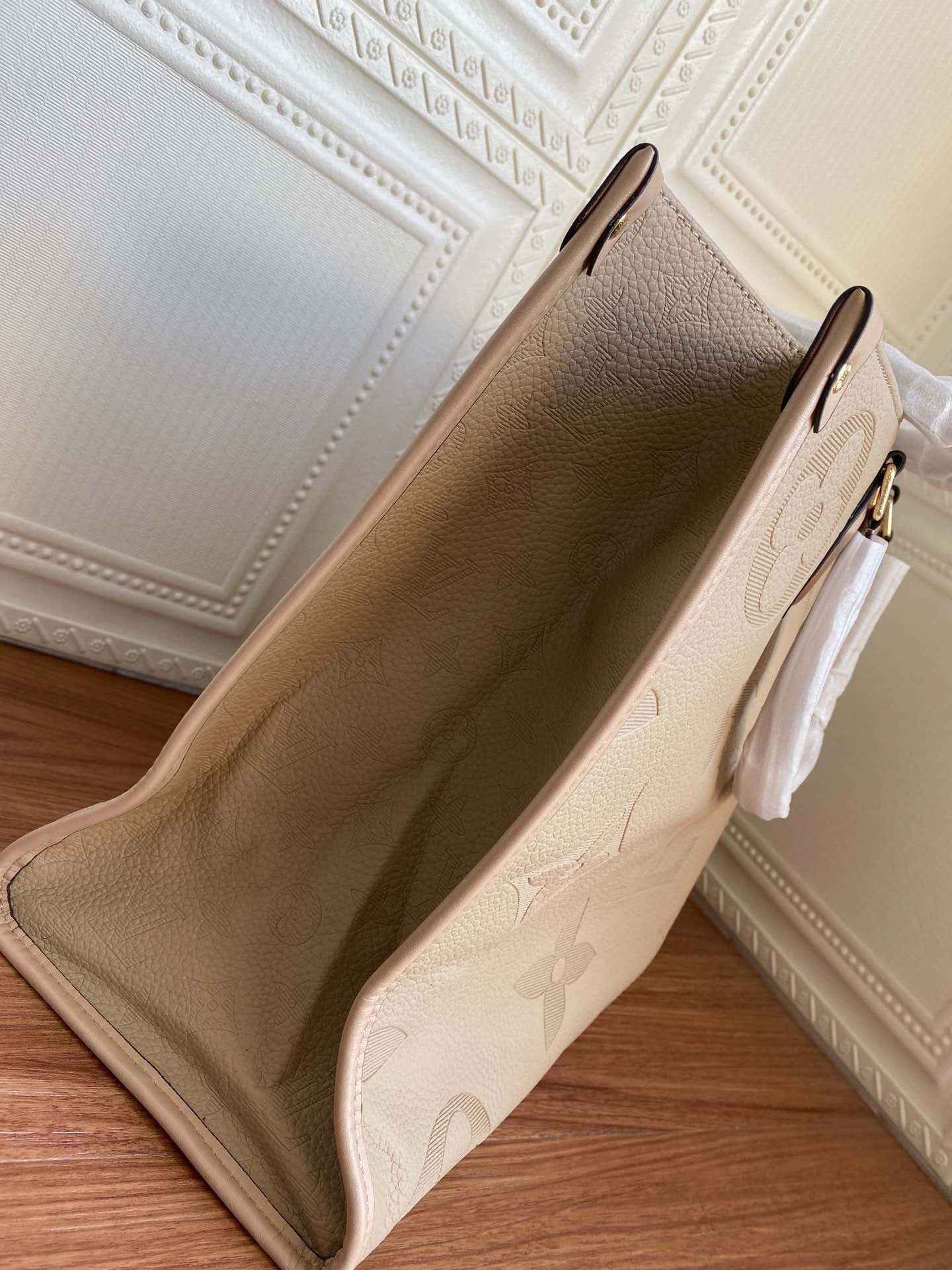 VL - Luxury Edition Monogram Bags LUV 458