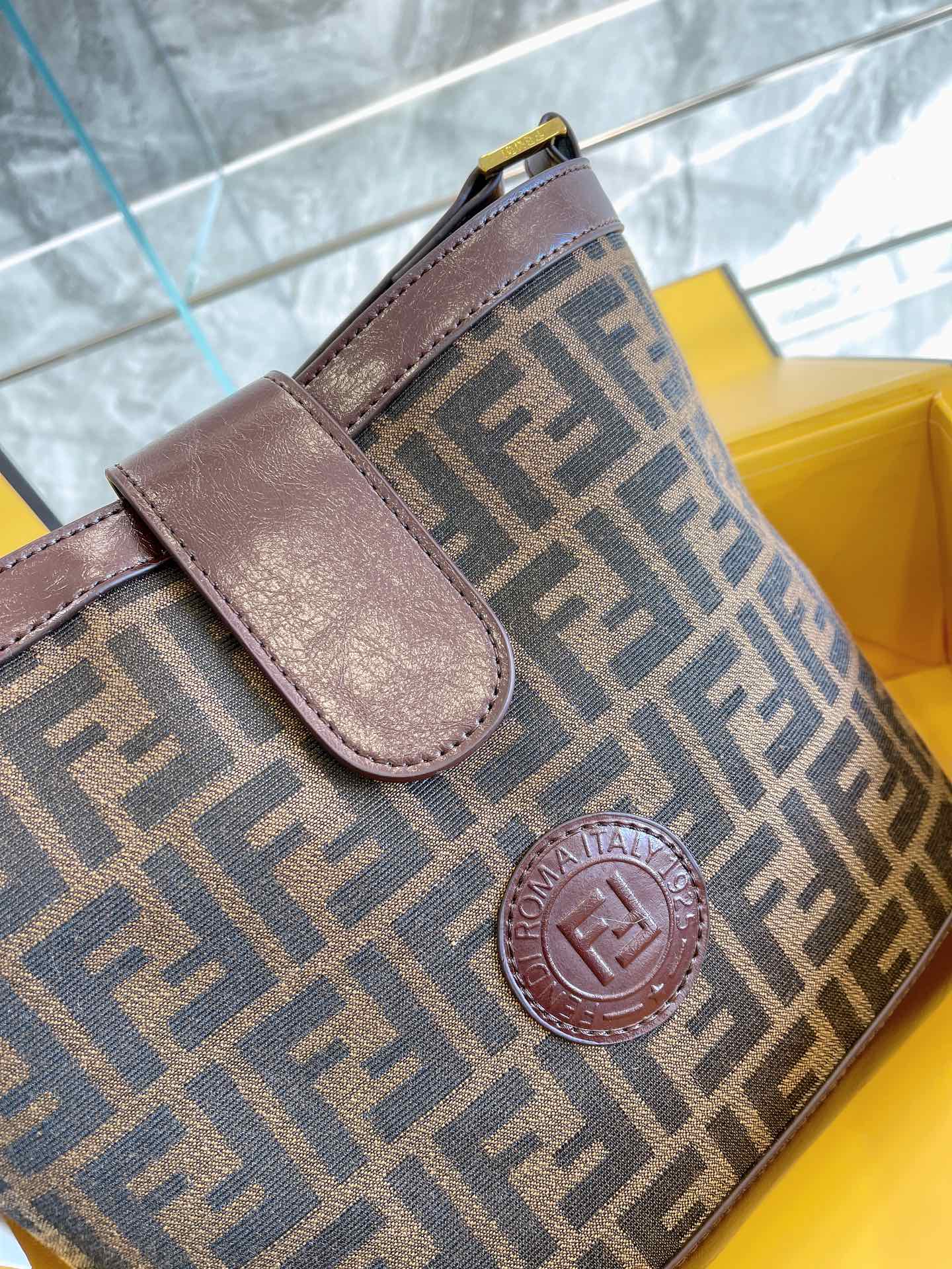 VL - Luxury Edition Bags FEI 144 Wolvess