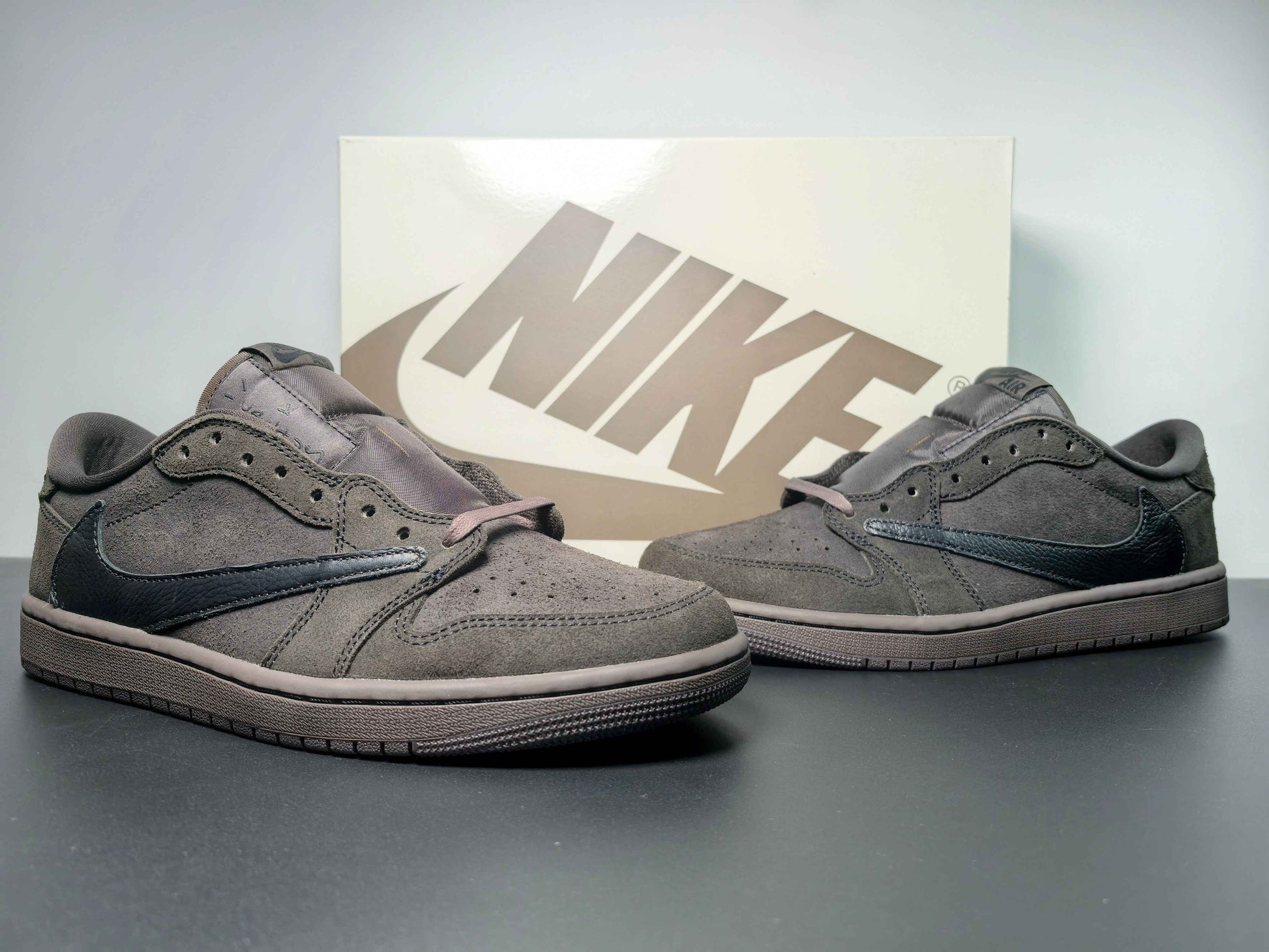 Custom Travis Scott x Air Jordan 1 Low OG “ DM7866-202