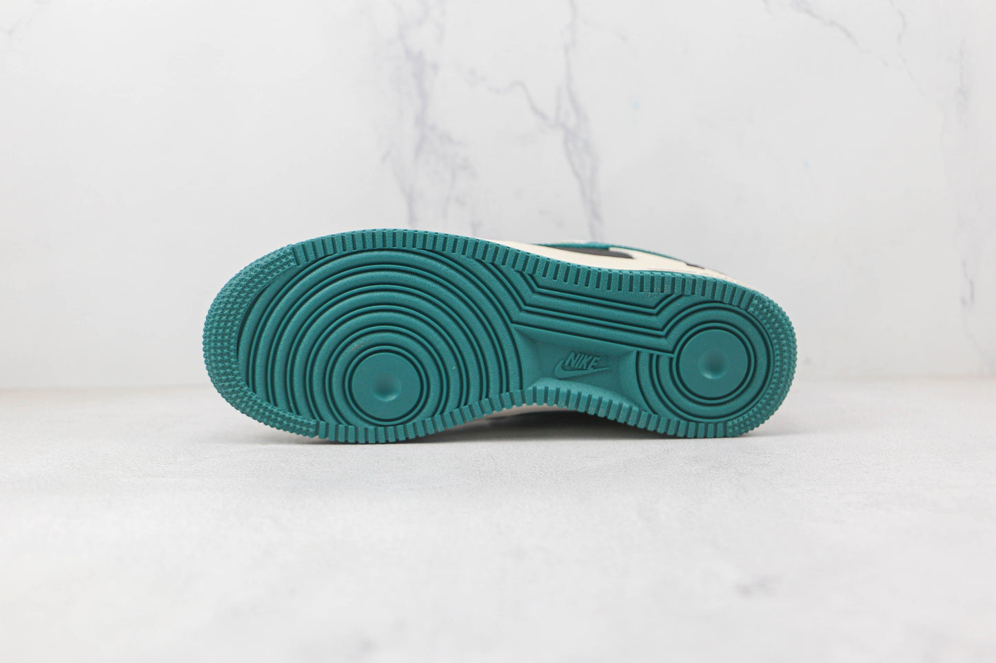 Custom - Air Force High OFF W UNISEX - Sneakernational