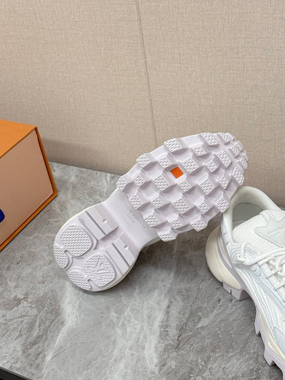 LV Monogram Runner AS00440 - Wolvess