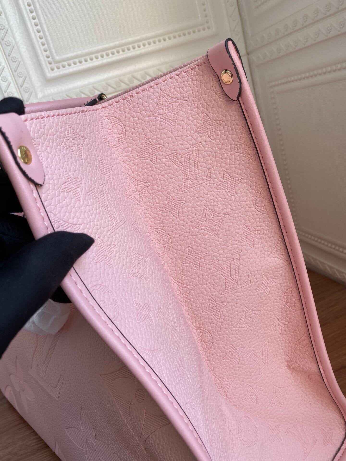 VL - Luxury Edition Monogram Bags LUV 457