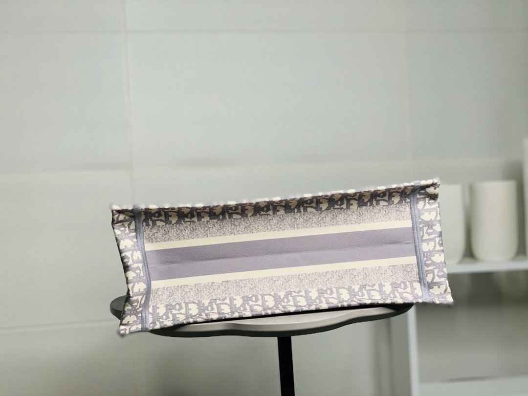 VL - Luxury Edition Bags DIR 129