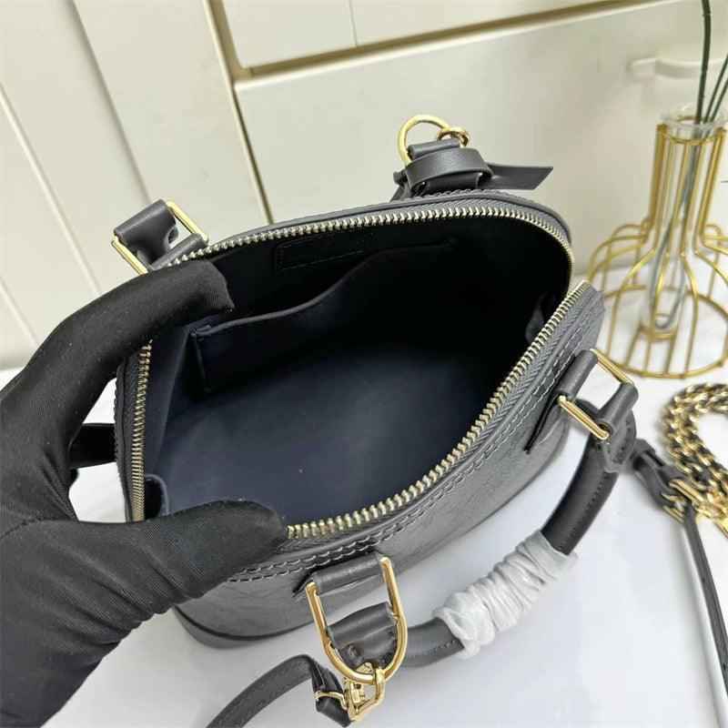 Sneakernational LuVi Monogram M12561