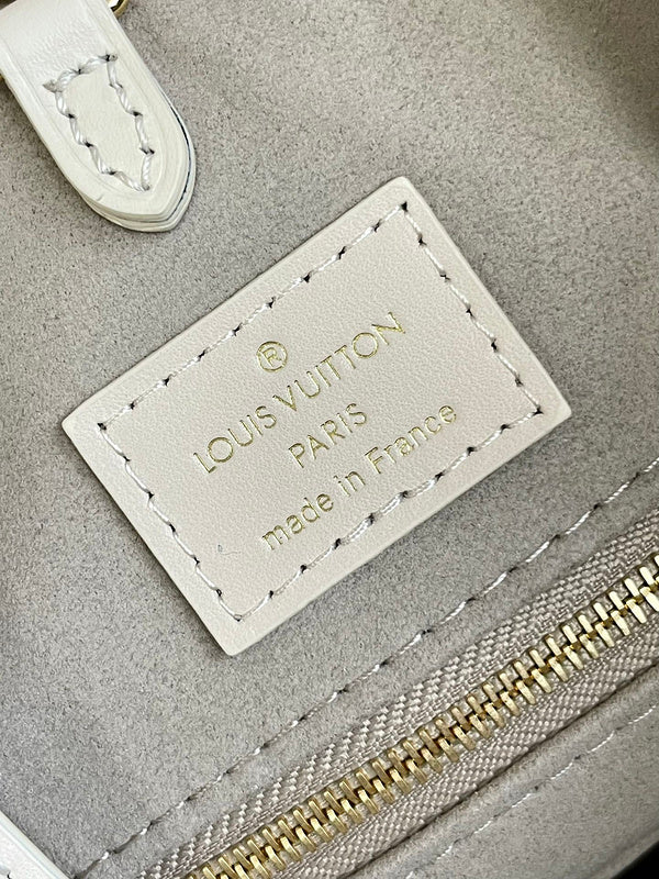 Wolvess - LOV Bags - 260 Wolvess