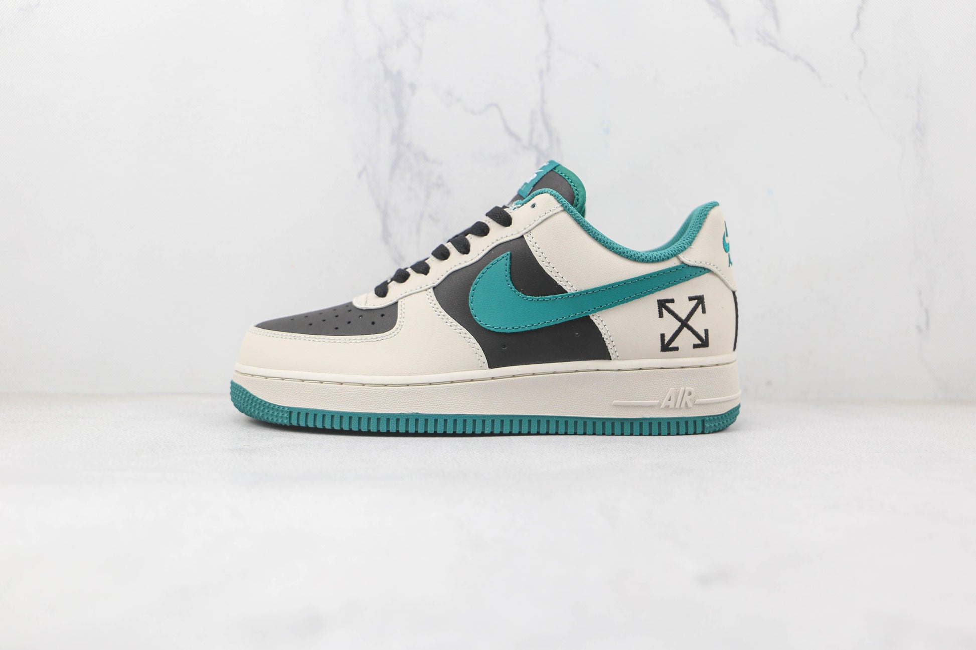 Custom - Air Force High OFF W UNISEX - Sneakernational