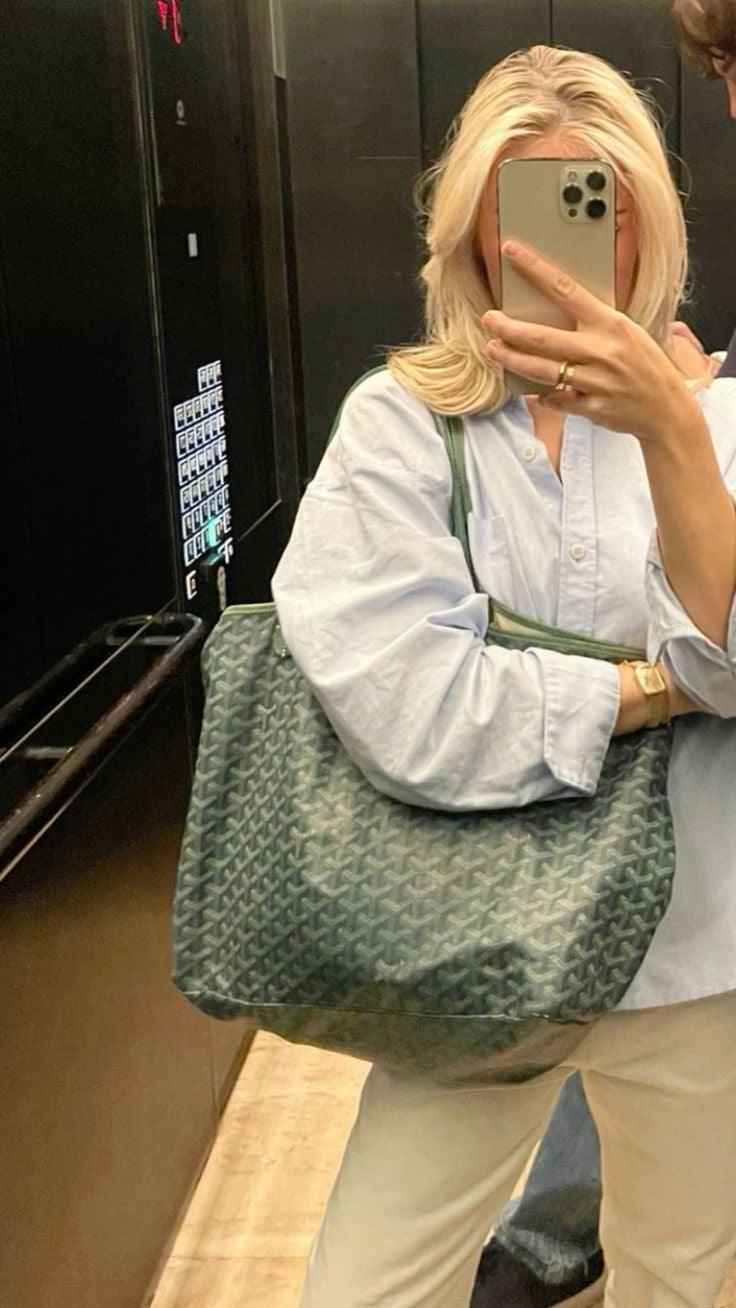 Sneakernational - GOD Bags - 220