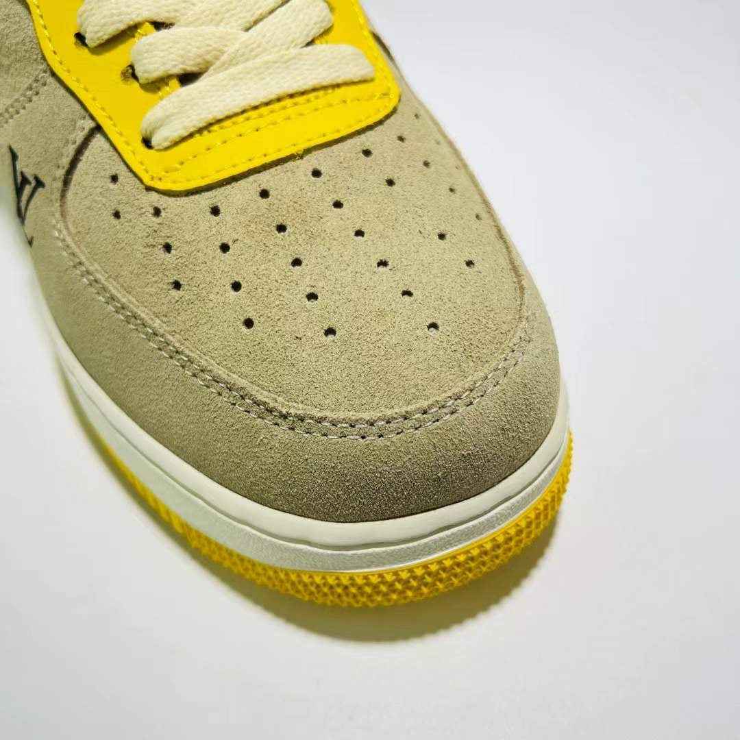 Designer Air Force 1 HQ2037 322