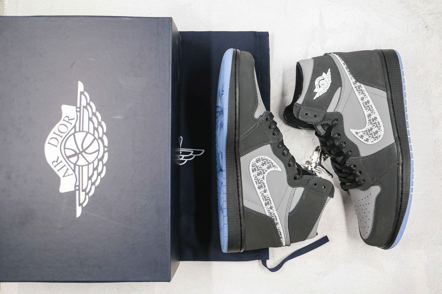 Custom AJ1 Dior x Air Jordan 1