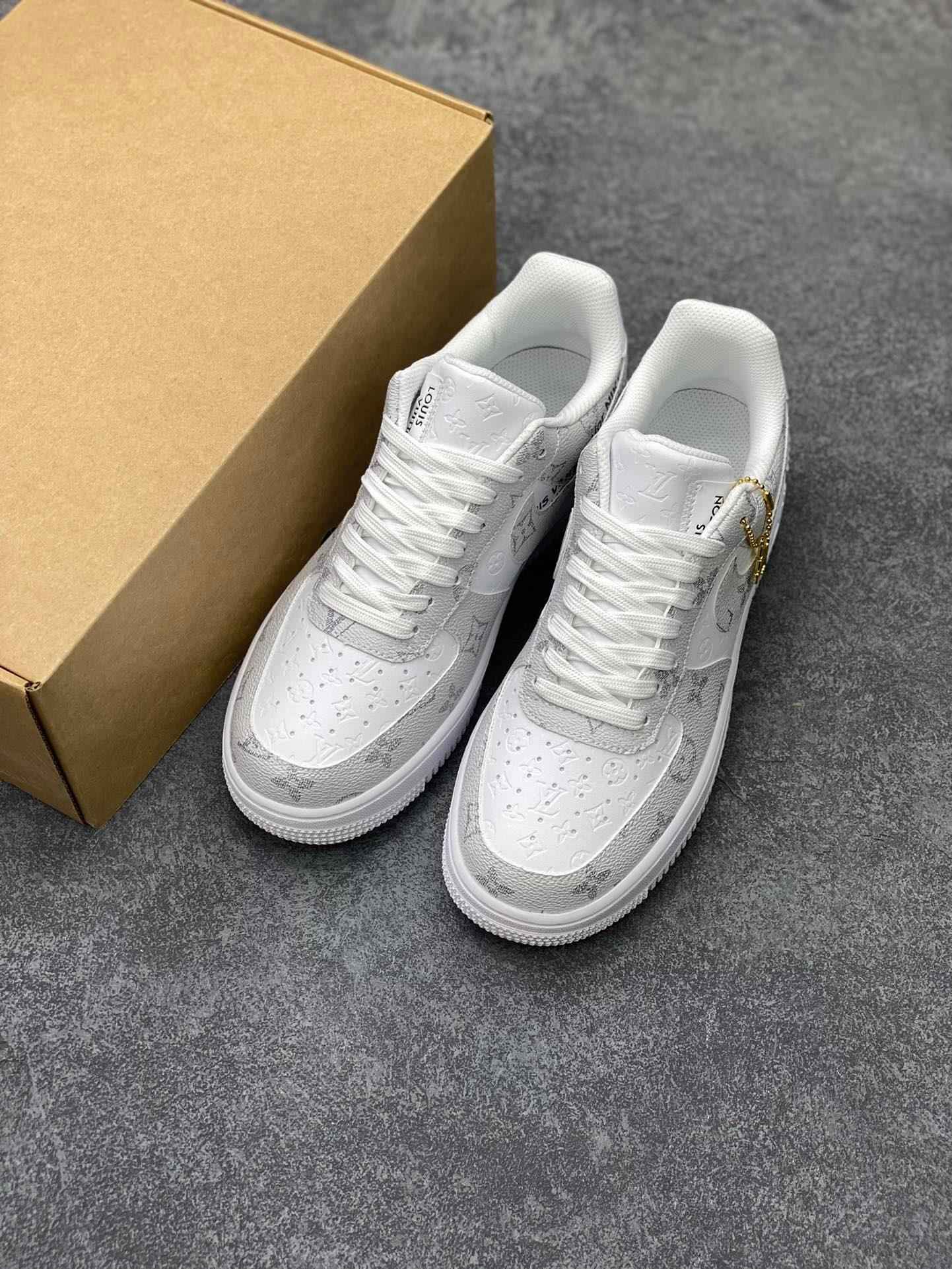Custom Air Force 1 ’07 LV BQ8988-108