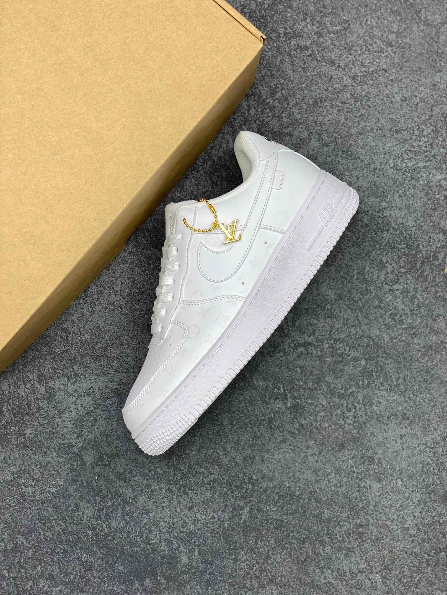 Custom Air Force 1 × LV LD4631-203