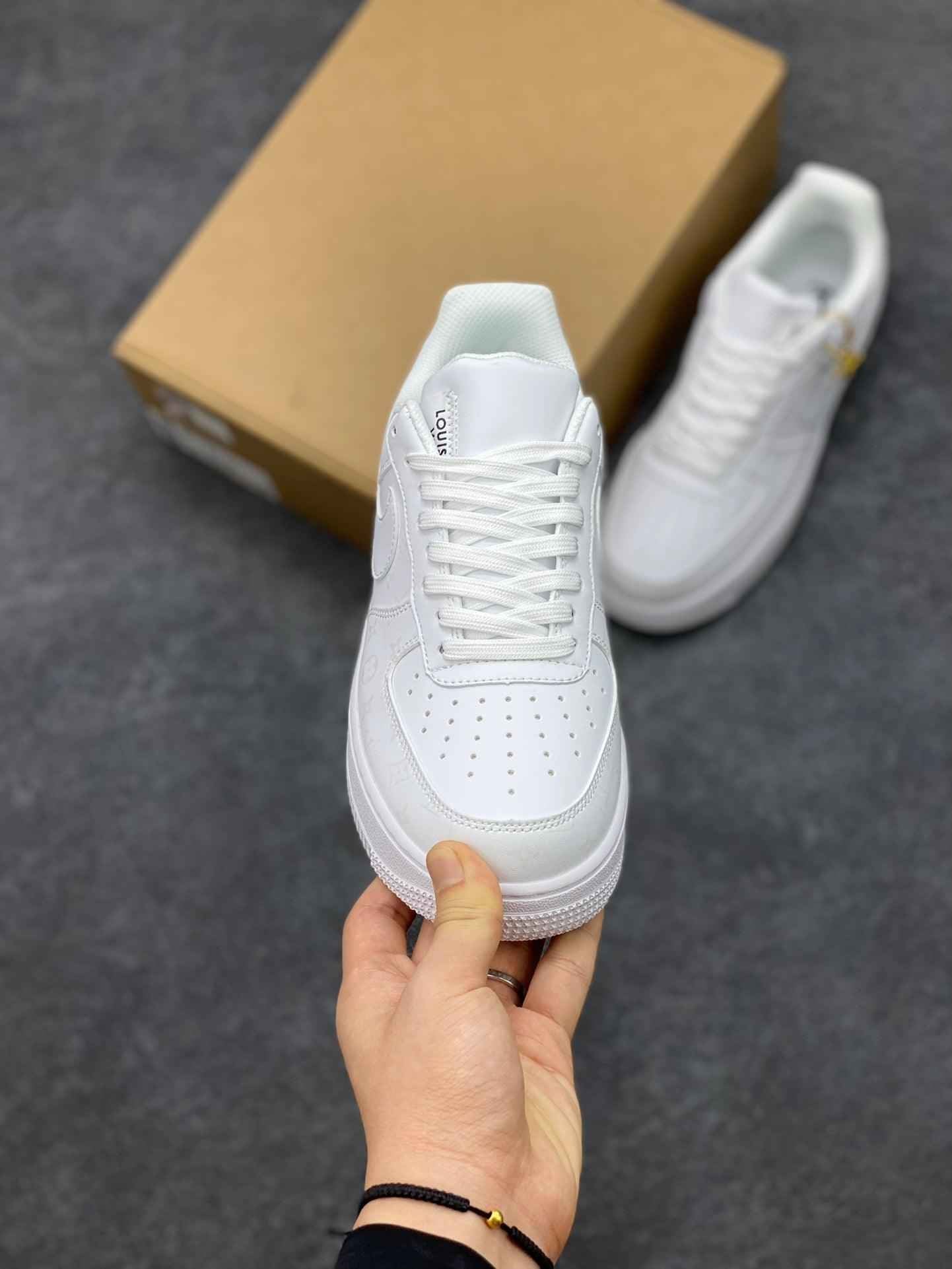 Custom Air Force 1 × LV LD4631-203