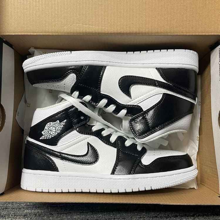 Custom Air Jordan 1 Black Retro High Q