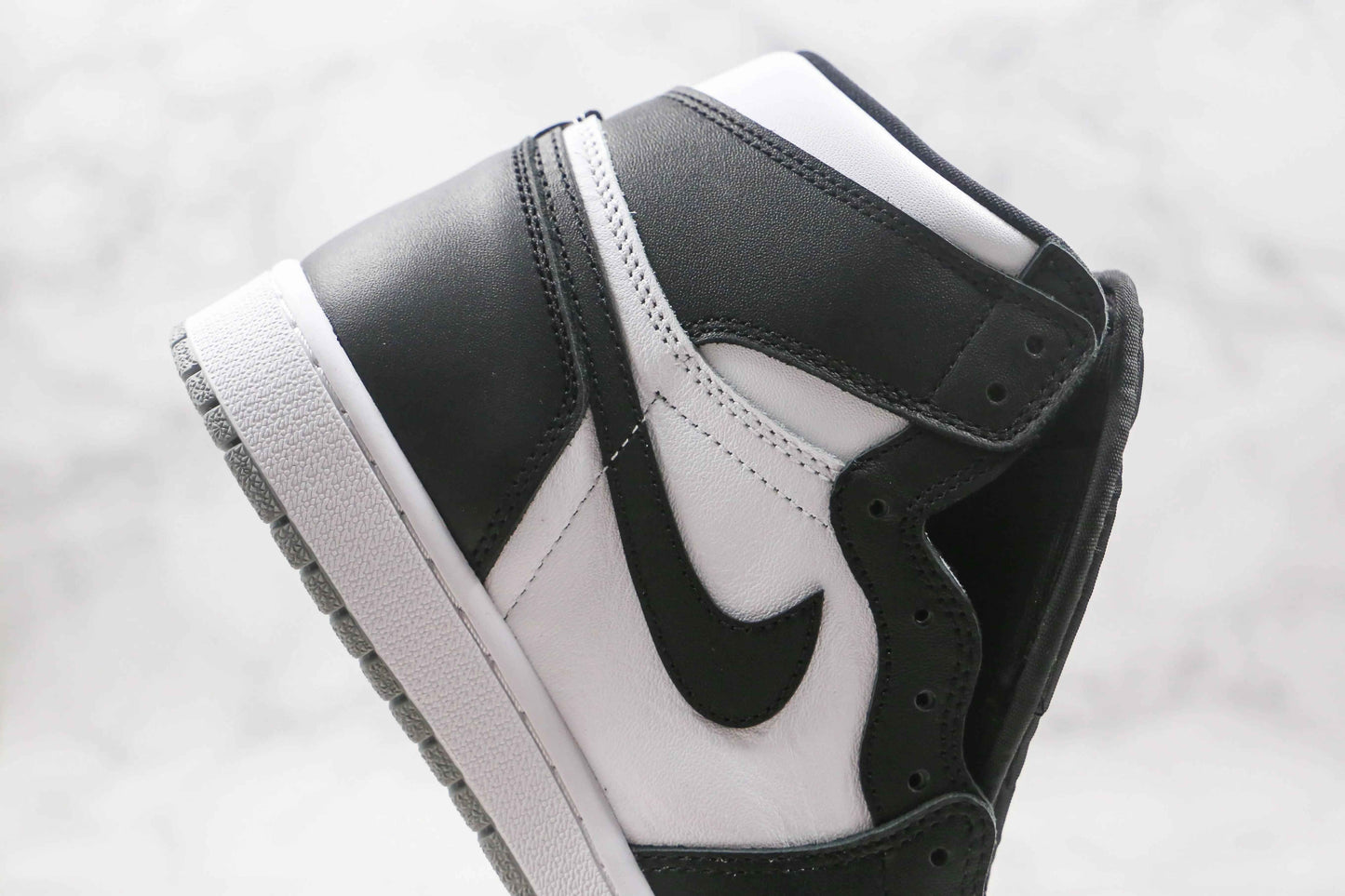 Custom Air Jordan 1 Black Retro High Q