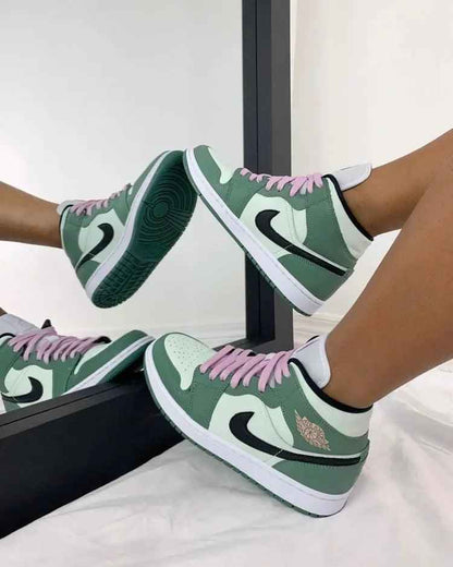 Custom Air Jordan 1 Dutch Green High Q – Unique Style and Comfort