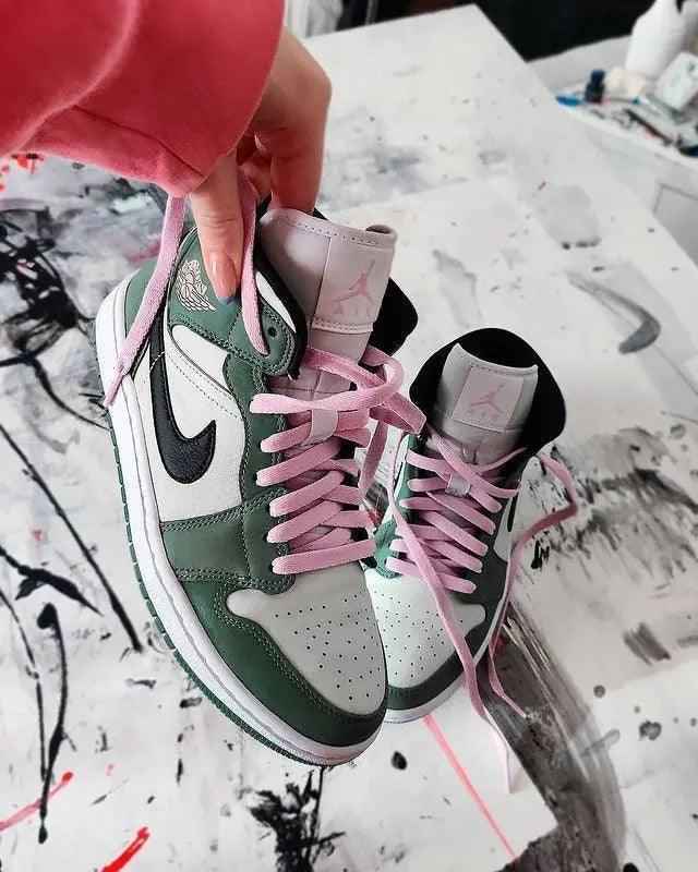 Custom Air Jordan 1 Dutch Green High Q – Unique Style and Comfort