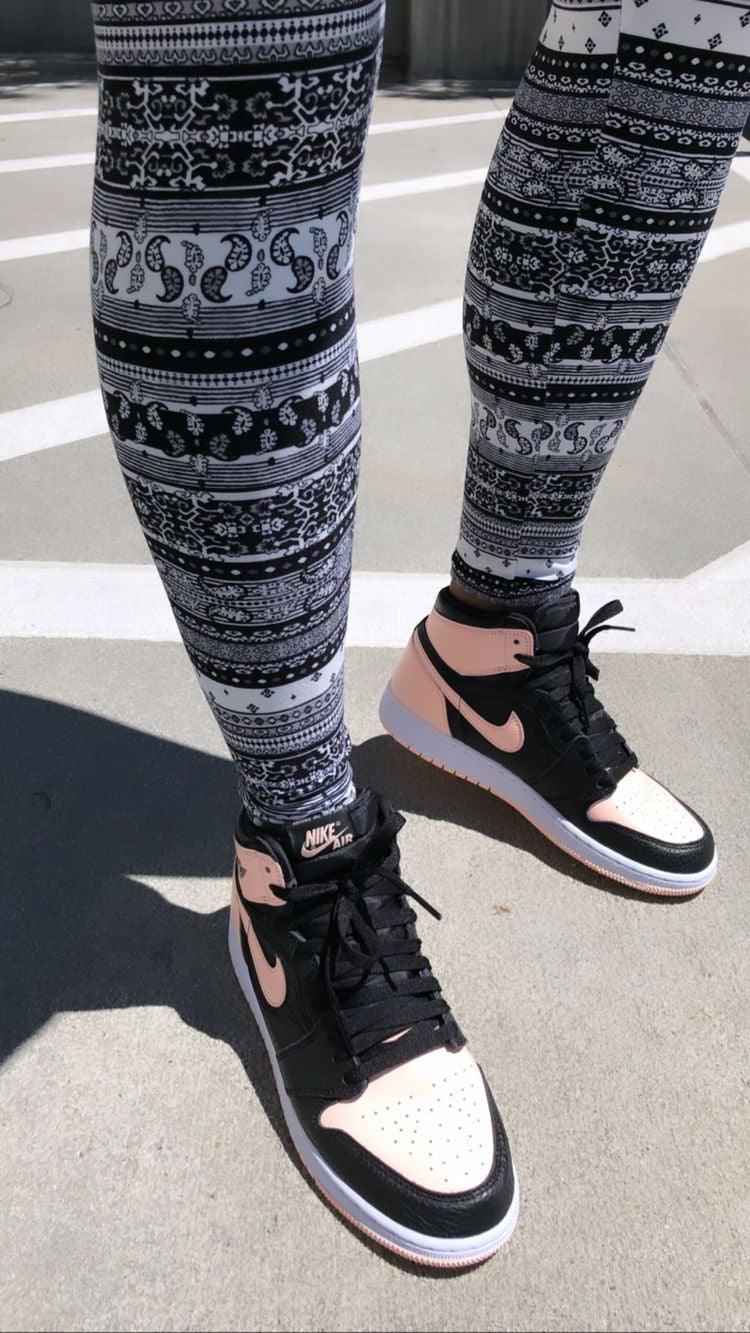 Custom Air Jordan 1 High OG “Crimson Tint” AJ1 High Q