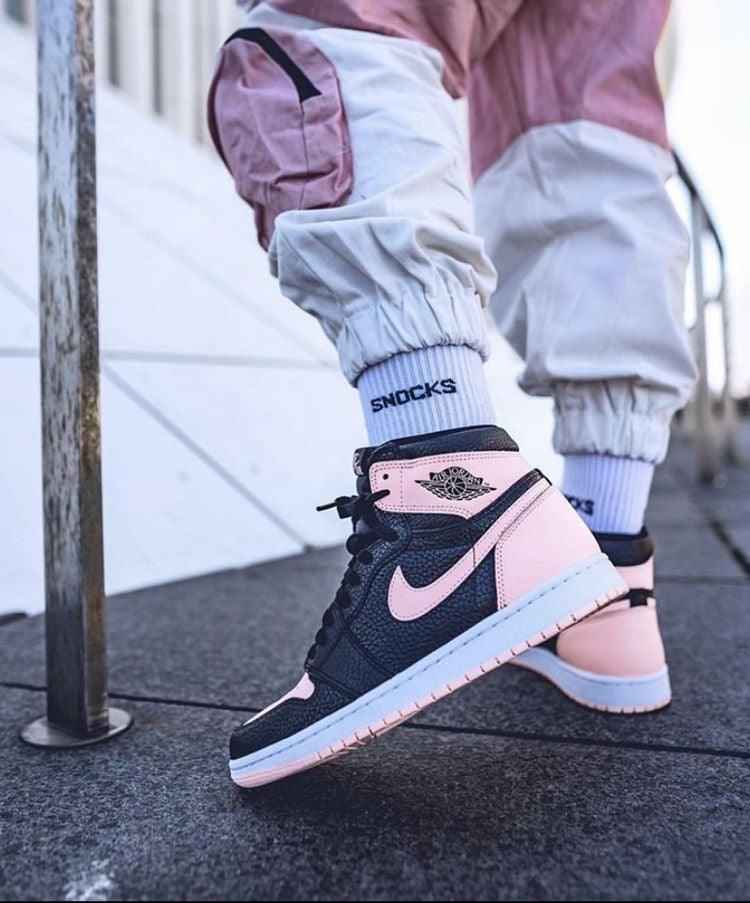 Custom Air Jordan 1 High OG “Crimson Tint” AJ1 High Q