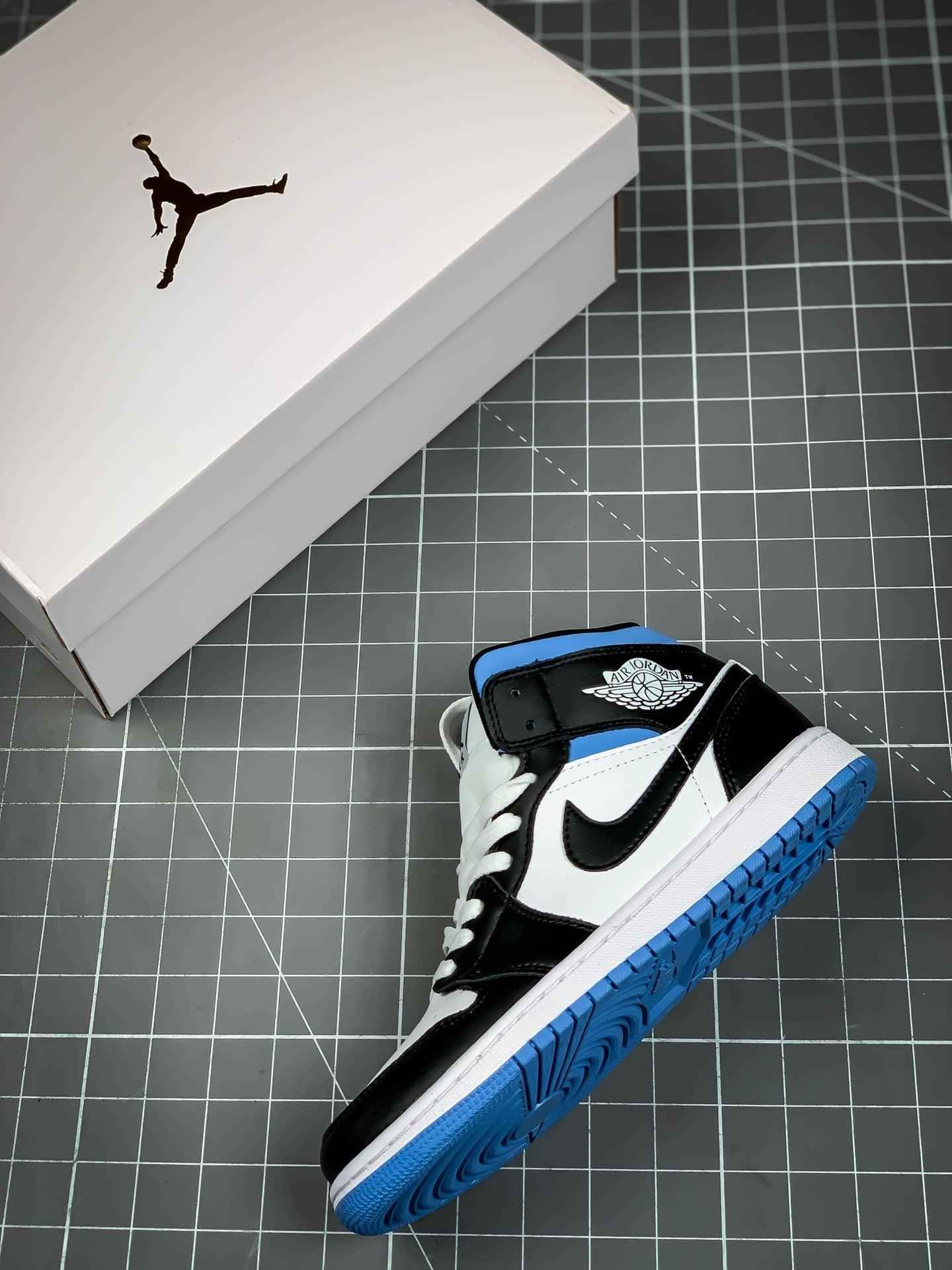 Custom Air Jordan 1 Mid AJ1 554724-117