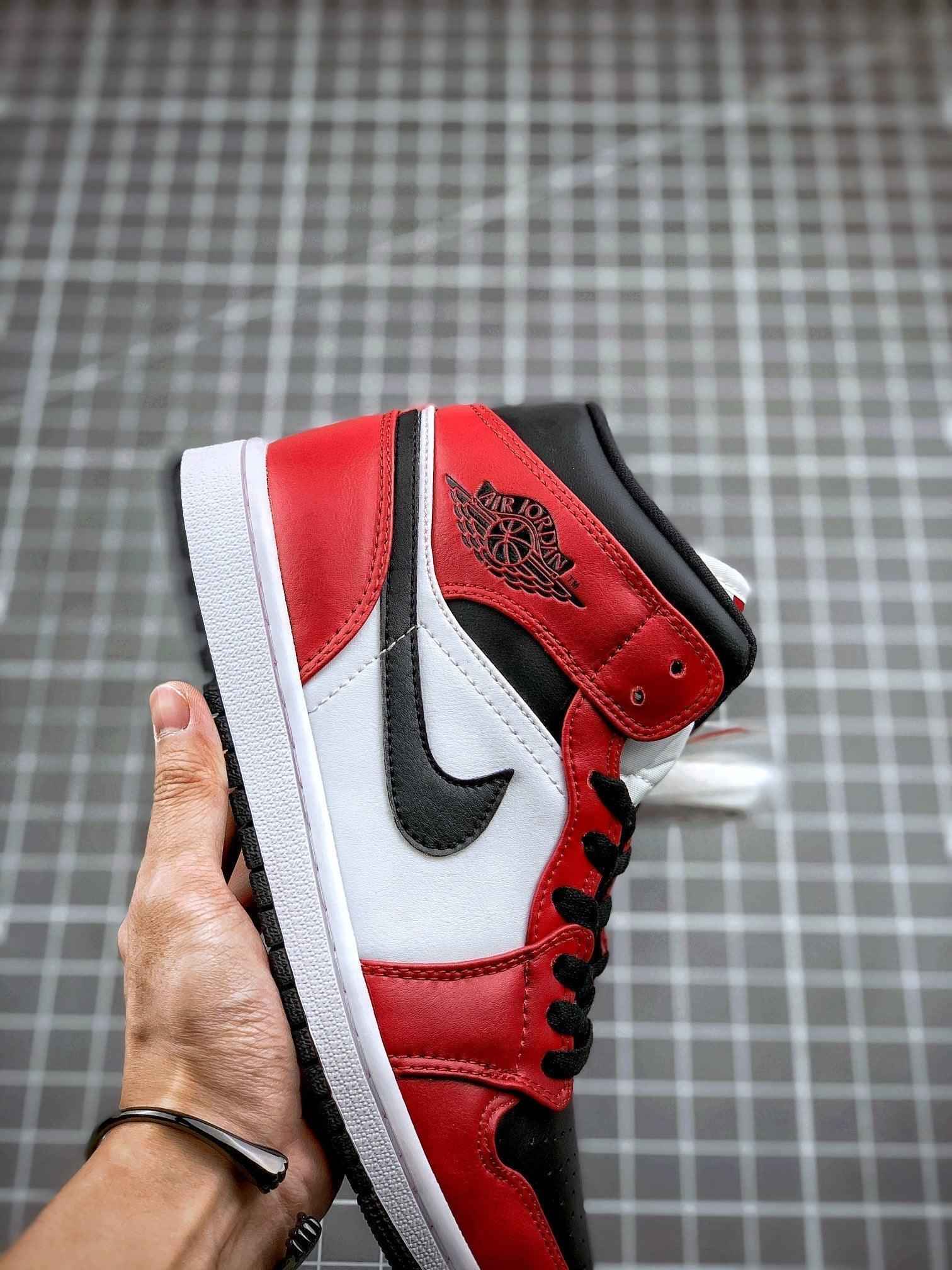 Custom Air Jordan 1 Mid “Gym Red” 554724-069
