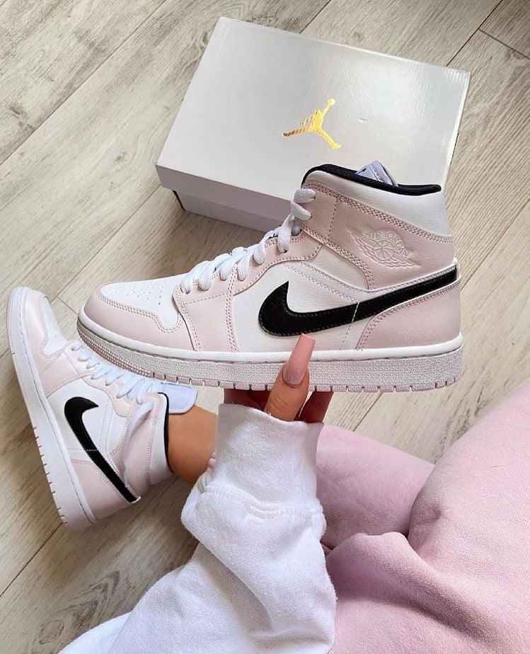Custom Air Jordan 1 Pink Mid High Q
